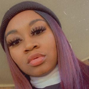 Meet your Posher, Aja